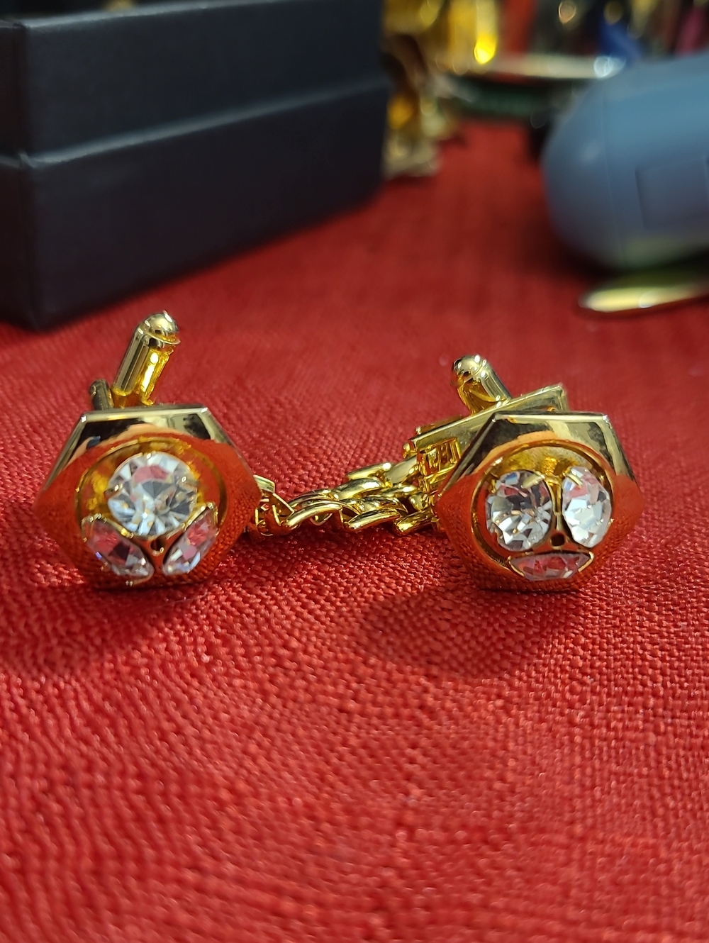 Cuff links